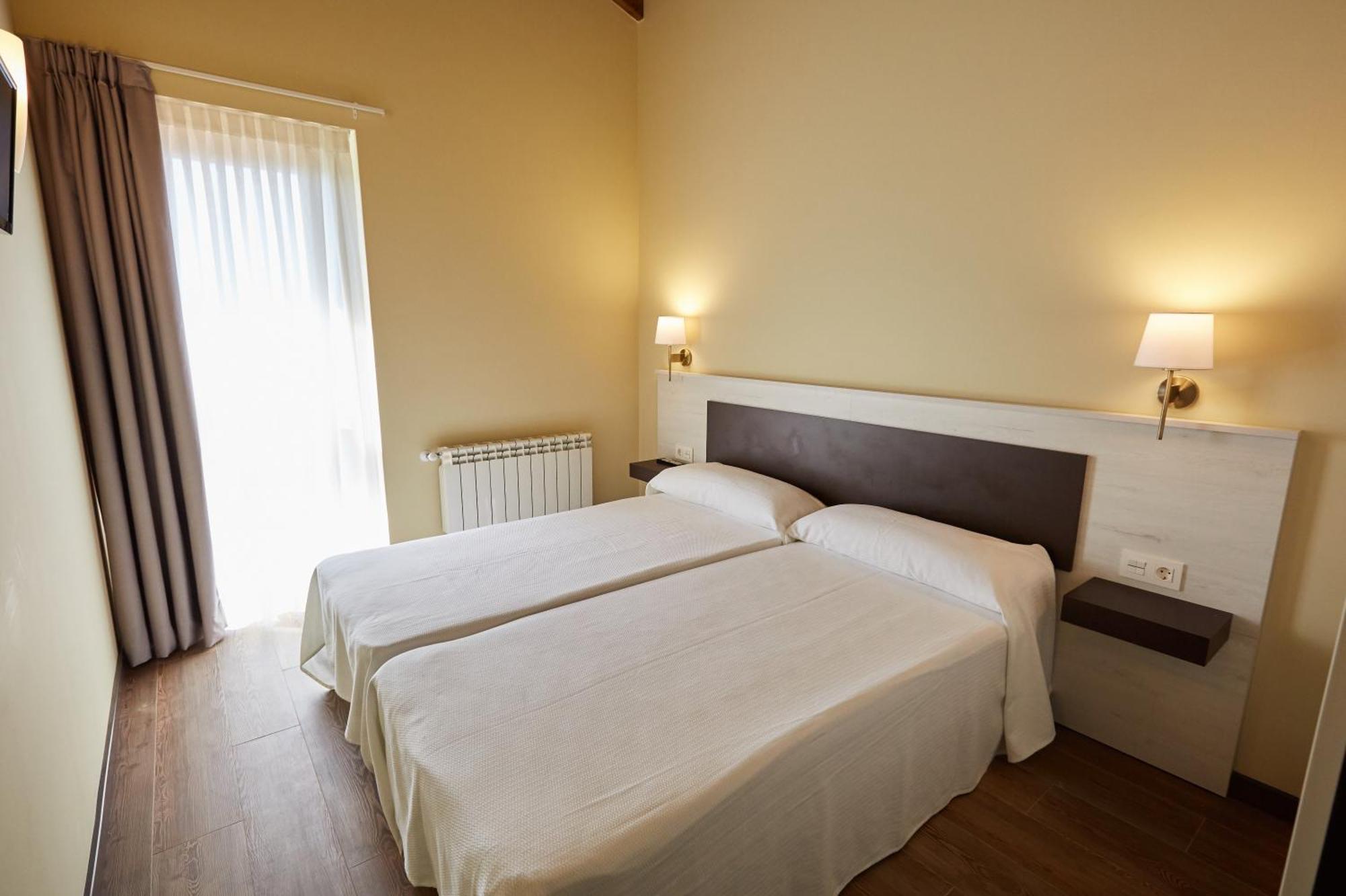 Apartamentos Rurales Casa La Piedra Collía Kültér fotó