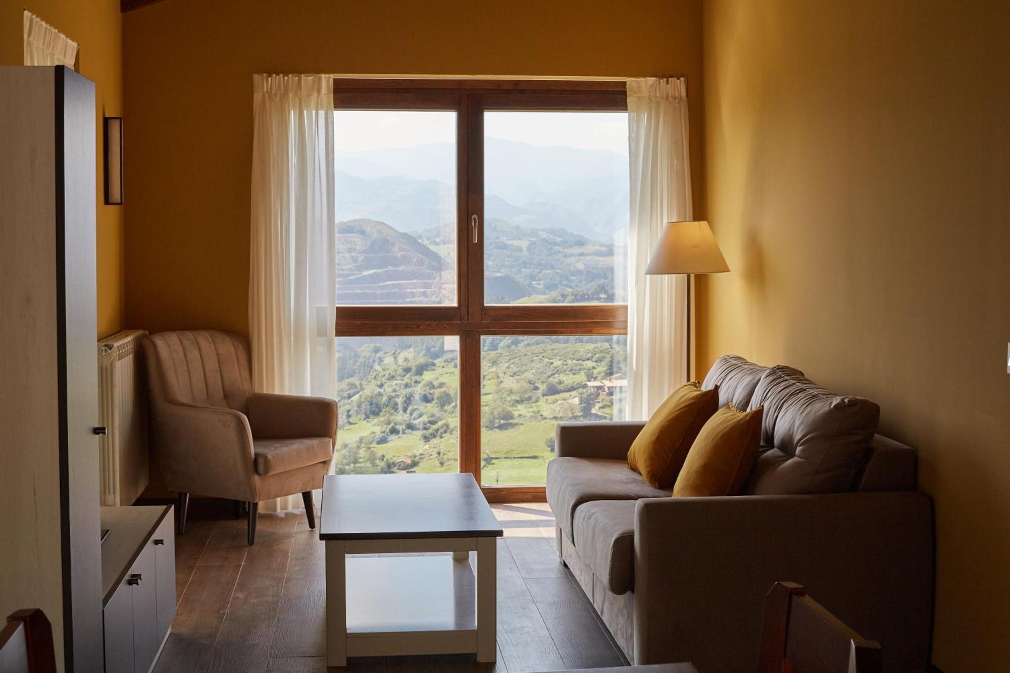 Apartamentos Rurales Casa La Piedra Collía Kültér fotó